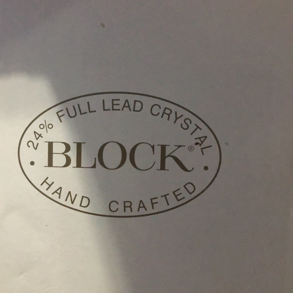 Retro Tulip🌷8” Vase - Picture 6 of 6